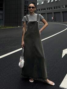 DAZY 女士休闲百搭牛仔背带连衣裙，带口袋，适合夏季、秋季穿着，返校季也可作为长款连衣裙。 - 深灰色 - 查看 4