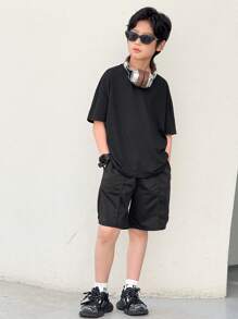 SHEIN 2pcs/Set Tween Boys Casual Black Summer City Break Solid Color Loose Comfy Short Sleeve T-Shirt And Shorts Set,Suitable For School,Daily Wear,Sports - Black - View 7