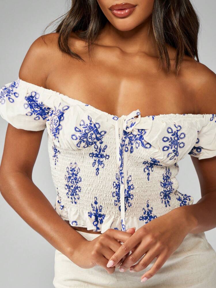 MISSGUIDED Off Shoulder Milkmaid Shirred Crop Top Floral Embroidered Pattern Summer Bardot Ruffle Sleeve Cottagecore Lace Up Front