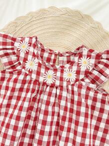 Cozy Pixies Vestido de bebé recién nacida con cuello redondo, dobladillo con volantes y cinturón de la cintura con estampado de margaritas