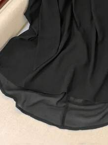 SHEIN Blusa sin mangas de unicolor elegante y romántica de estilo casual para mujer - Negro - Ver 3