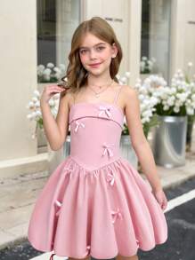 SHEIN Serisse Kids Tween Girl 优雅纯色无袖 A 字裙，带 3D 蝴蝶结装饰，可爱公主裙，粉色，适合生日派对、婚礼、情人节、法式时尚 - 粉色 - 查看 1