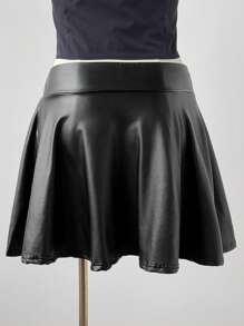 Sweetra Women's Plus Size High Waisted Pu Leather Pleated Knee-length Skirt - Black - View 2