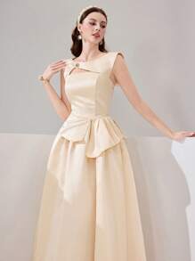 Poshira Women's Elegant Solid Color Round Neck Cutout Ruffle Evening Dress,Heavy-Duty Design Bandage Waist Wedding Ball Gown,Plus Size Formal Birthday Dresses - Champagne - View 7