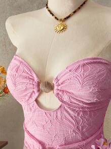 SHEIN Swim Bộ đồ bơi liền thân cắt xẻ bằng vải dệt kim Jacquard kim loại, thường ngày cho kỳ nghỉ hè trên bãi biển - Hồng - Xem 1