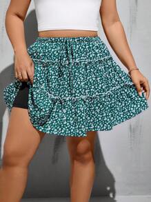 SHEIN Essnce 大码女装春夏时尚休闲宽松舒适日常松紧腰绿色碎花裙搭配短裤模仿暴露，女式下装，街头服饰，曲线可爱服装，女式短裙，女式度假服装，Y2k 服装，网球裙，欧洲夏季 - 綠色 - 查看 1