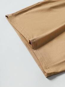 Manfinity RSRT Conjunto de verano para hombres con camiseta de manga corta estampada con árboles de palma y pantalones cortos con cordón en la cintura para vacaciones