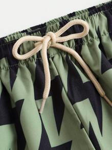 SHEIN Vielseitige lässige kurze Hose mit tropischem Pflanzen-Muster für Teenager Jungen, geeignet für Pendeln, Schule, Alltag, Urlaub, Party, Musikfestival, Sport, Frühling/Sommer