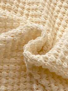 SHEIN Playful Pals 2 pièces Ensemble débardeur et short pour bébé fille de 0 à 3 ans, style printemps-été décontracté avec fleurs 3D, motif gaufré et grille en tricot crocheté - Blanc - Voir 3