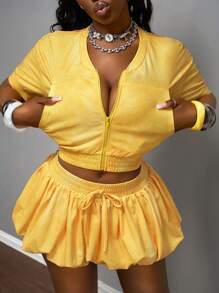 Slaydiva 2025 Summer New Style Birthday Party Back To School Season Student Wear Daily Street Basic Versatile Leisure Vacation Cruise Travel Beach Seaside Sunbathing Popular Baseball Collar Short Sleeve Fitted Cardigan Top And Mini Flower Bud Mini Skirt Snow Washed Effect Pants Skirt Yellow Zipper Summer Suit Women's Two-Piece Suit - Yellow - View 5