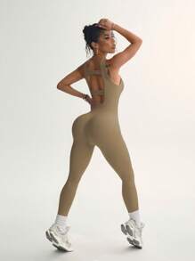 SHEIN Sports 女式纯色露背无袖无缝连体运动裤 - 卡其色 - 查看 5