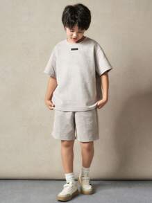 SHEIN 2pcs Tween Boys Versatile Casual Crew Neck Short Sleeve T-Shirt And Shorts Set, Suitable For Commuting, School, Everyday Leisure, Sports, Spring/Summer