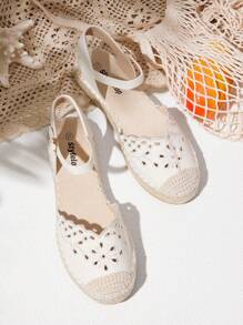 Styleloop Women's Embroidered Vacation Linen Flats - Beige - View 1