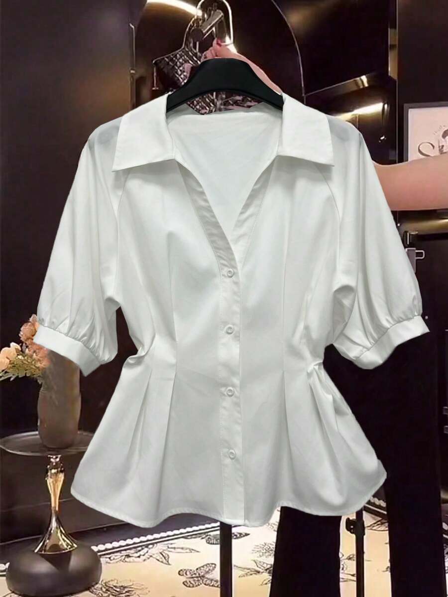 Franclia Premium Sense 白色领口 V 领短袖修身女式上衣，简约衬衫 - 白色 - 查看 1