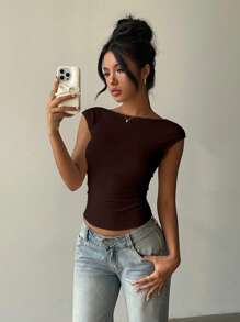 Aloruh Lace Patchwork Short Sleeve Sexy Back Cutout T-Shirt - Brown - View 2