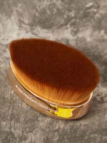 Frida Kahlo X SHEIN 1 pincel de maquillaje de base almacenable con gráficos de figura, cerdas curvadas sin aglomeración, maquillaje rápido, efecto de maquillaje ligero, fácil de almacenar, a prueba de polvo y fácil de transportar, artístico y elegante