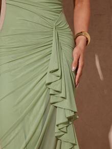 Silquee 夏季优雅浪漫绿色飘逸荷叶边开衩长裙和优雅女士蕾丝紧身派对礼服，适合情人节、约会之夜，鼠尾草绿 - 綠色 - 查看 6