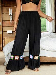 SHEIN Swim Curve Plus Size Hand Crochet Flower Loose Beach Coverup And Pants Set For Summer Beach Vacation - Black - View 1