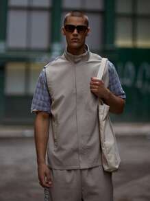 Musero Chaqueta de hombre sin mangas con cremallera estilo cinta con eslogan, detalles ocultos de cremallera, para verano y primavera, ideal para vacaciones