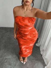 SHEIN Clasi Plus Size Tie-Dye Slit Thigh Bodycon Strapless Dress - Red - View 3