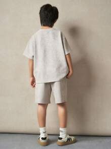 SHEIN 2pcs Tween Boys Versatile Casual Crew Neck Short Sleeve T-Shirt And Shorts Set, Suitable For Commuting, School, Everyday Leisure, Sports, Spring/Summer