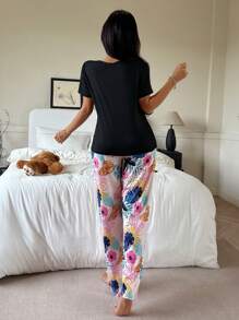 SHEIN 蝴蝶与花朵印花女士休闲睡衣套装 - 黑色 - 查看 2