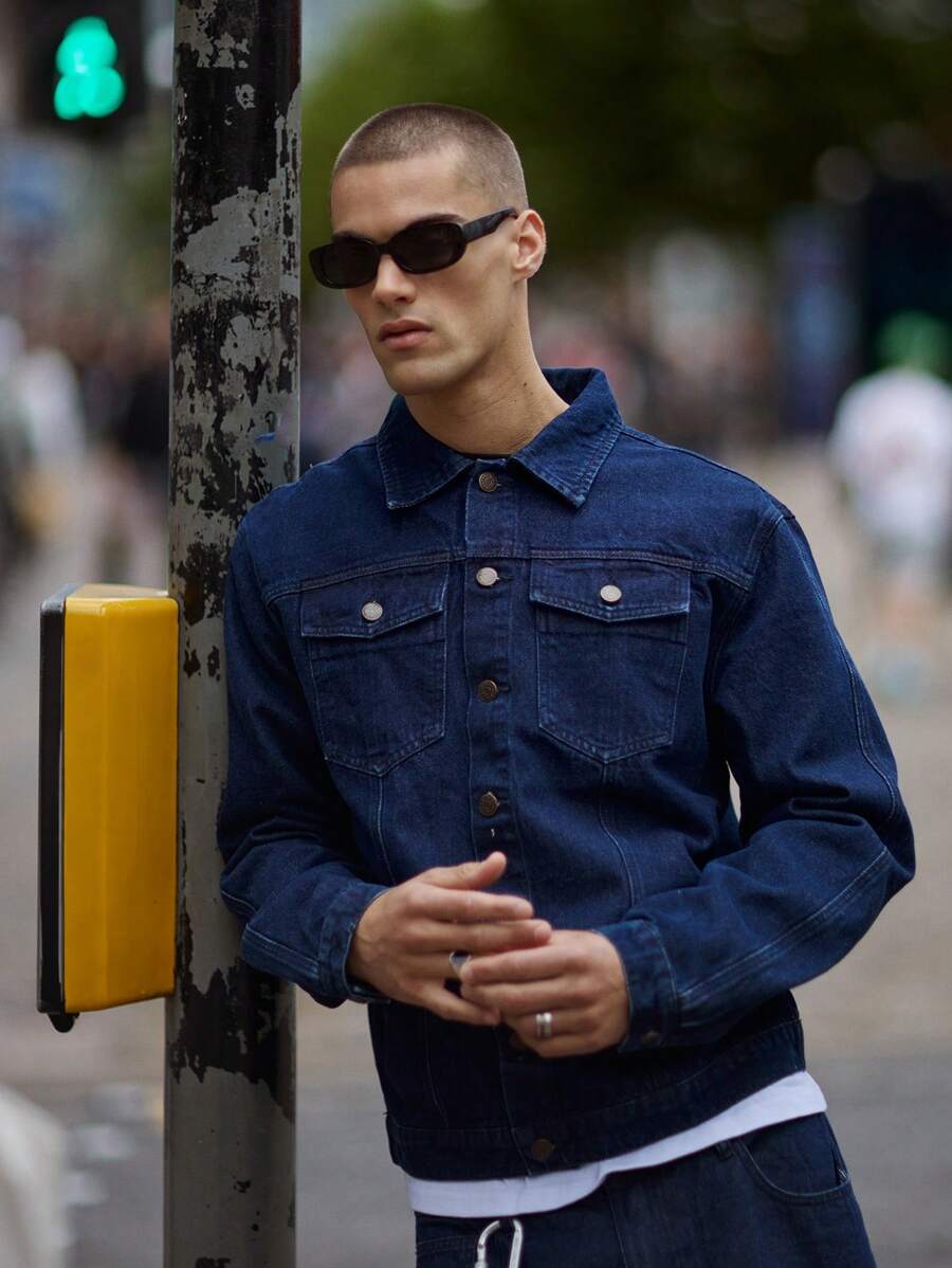 Musero 男士纽扣牛仔夹克，前袋细节设计，抽象拼接，春夏款 - 淺色水洗藍 - 查看 1