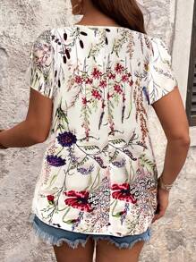 EMERY ROSE Plus Size Women Solid Color Round Neck Ruched Shoulder Cut-Out Ruffle Hem Short Sleeve Casual Blouse, Suitable For Vacation And Elegant Commuting, Summer - Apricot - View 2