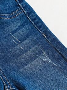 SHEIN Pantalones vaqueros negros de denim suaves, casuales y con rotos en forma de bigotes de gato, de gran elasticidad, para bebés niños, casual y versátil para ropa de otoño/invierno interior/exterior - Azul lavado oscuro - Ver 4