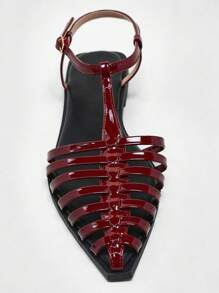 Solezae 畅销女式渔夫风格 T 型带编织尖头酒红色平底凉鞋 - 大胆、时尚且舒适