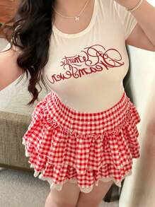 Flirla Sommer Frauen Grafik T-Shirt, elegantes Ausgeh-Top mit Schleifen-Dekor, sexy offener Rücken mit Schleifendetail, süßes und gewagtes Design