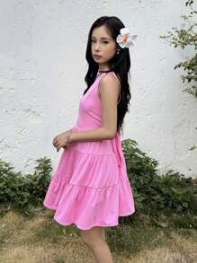 SHEIN Teens' Girl Casual Simple Comfortable Round Neck Sleeveless Ruffle Hem Dress With Bowknot Back Design - Hot Pink - View 3