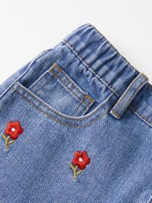 Teens Girls Blue Denim Shorts,Cute Summer Floral Embroidery Mid-Waist Loose Straight Leg Streetwear,Back-To-School Sweet 16 Y2K Vintage Ripped Jeans - Medium Wash - View 4