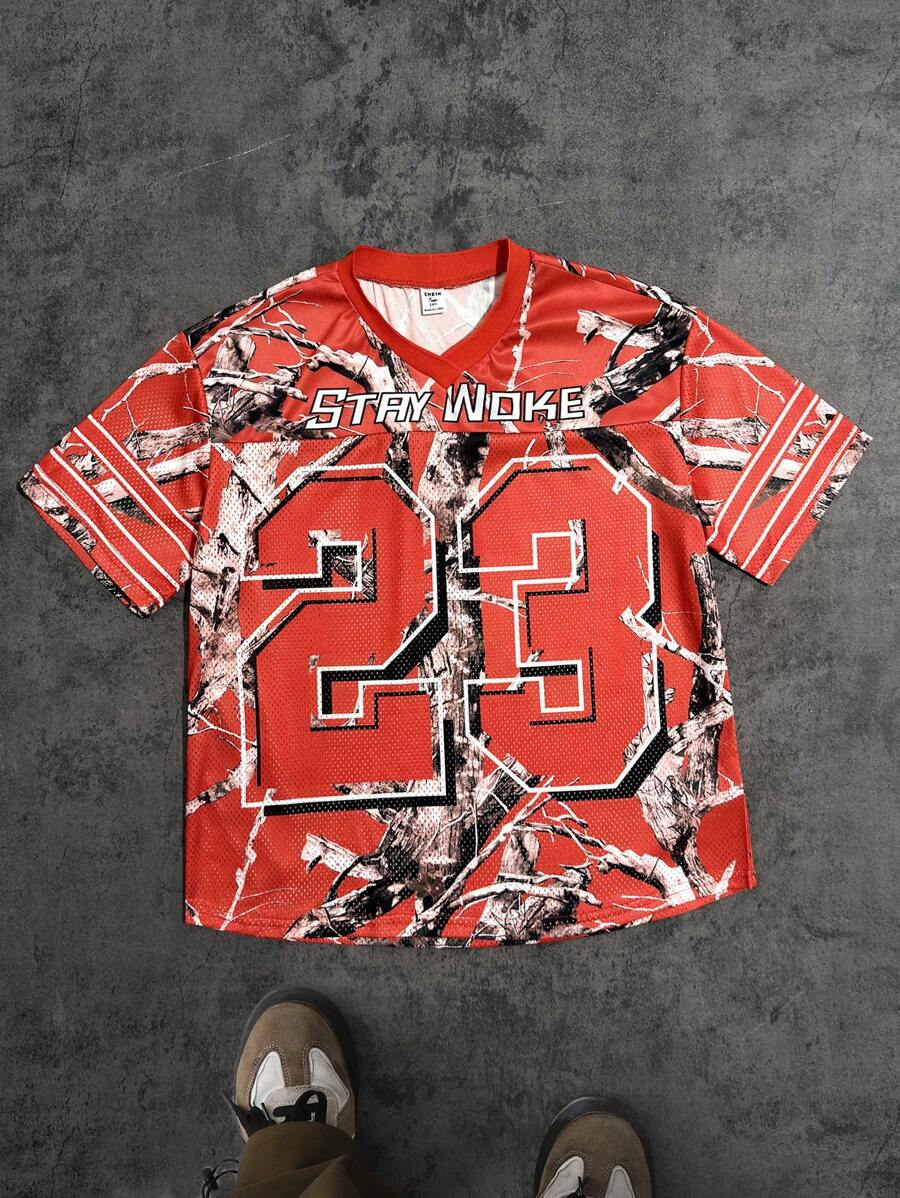 青少年街头时尚混合风格篮球服，宽松 V 领美式嘻哈迷彩印花 23 号短袖 T 恤，网眼面料