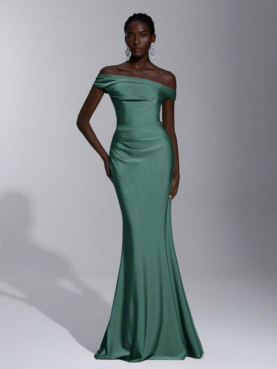 Elitara Elegant & Glamorous Off Shoulder Ruched Bodycon Mermaid Dress, Suitable For Weddings, Singles Parties, Honeymoons, Prom, Bridesmaid, Adults - Green - View 1