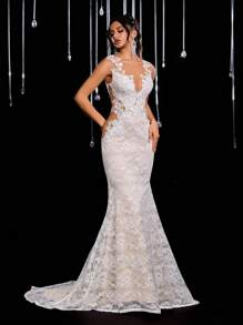 Glamrae 优雅浪漫法式白色蕾丝3D花朵深V鱼骨露背拉链腰性感透视鱼尾下摆连衣裙，适合各种正式场合（高端款） - 白色 - 查看 2