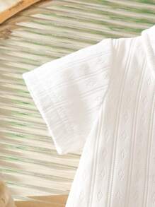 Souflis Souflis Pelele de manga corta blanco para bebé niño, de tela de jacquard de punto casual con diseño especial con recortes, cuello redondo clásico, cierre frontal con botones, fácil de poner, adecuado para uso en primavera/verano, bautizos o reuniones familiares formales (1M-24M), para todas las estaciones