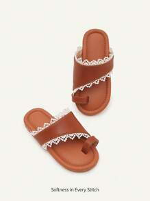 SHEIN 1 双夏季蕾丝边米色可爱田园风格百搭平底幼儿/小女孩凉鞋 - 棕色 - 查看 1