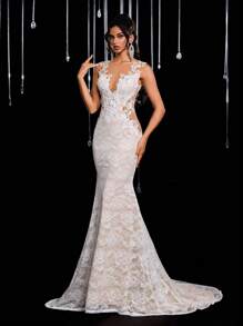 Glamrae 优雅浪漫法式白色蕾丝3D花朵深V鱼骨露背拉链腰性感透视鱼尾下摆连衣裙，适合各种正式场合（高端款） - 白色 - 查看 5