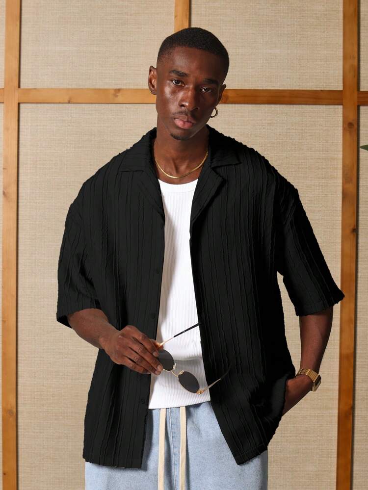 Textured Short Sleeve Button Down Regular Fit Casual Shirt
