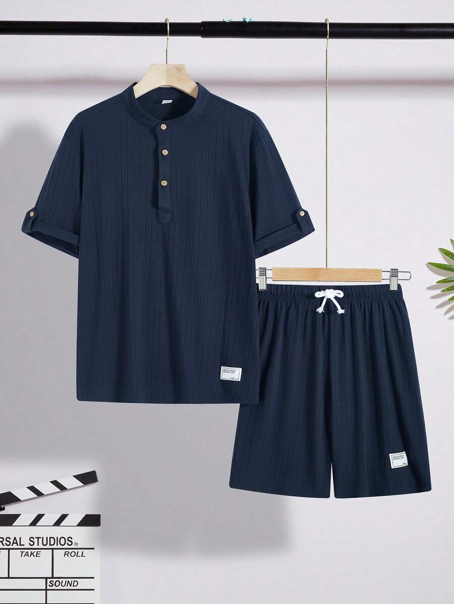 SHEIN 2pcs/Set Teen Boys Casual All-Match Solid Color Henley Collar Half Placket Short Sleeve Polo Shirt And Shorts Set