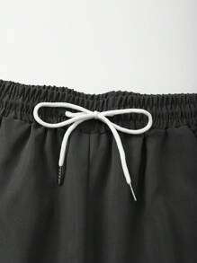 Manfinity KASUA 男士休闲度假菠萝印花衬衫和短裤套装 - 彩色 - 查看 4