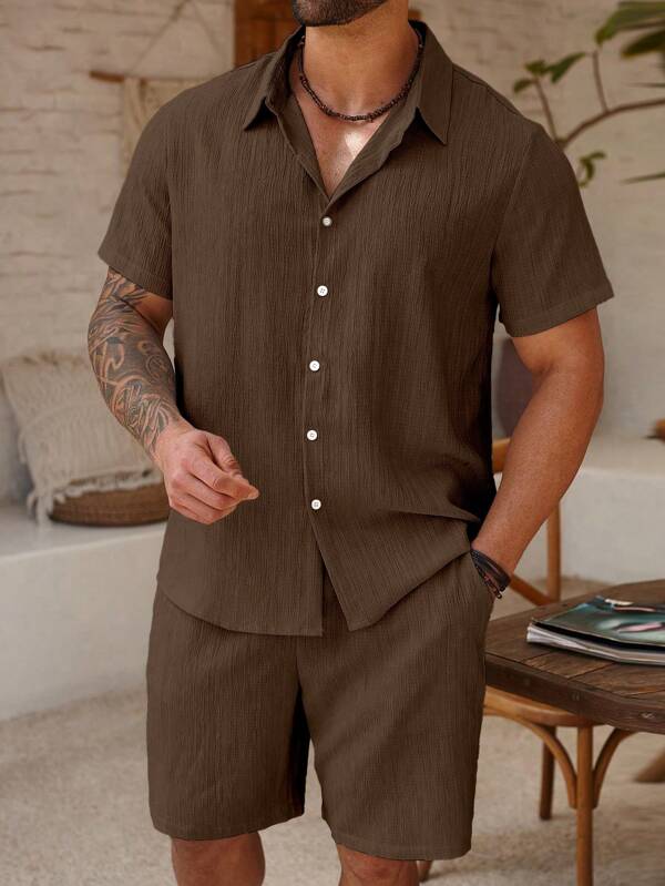 Manfinity Homme Plus Size Men Summer Casual Plain Texture Short Sleeve Shirt & Shorts Set