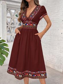 SHEIN Clasi 夏季女装优雅女士V领定位花朵图案印花双侧口袋腰部A字连衣裙，适合各种场合，海滩度假，日常通勤，家居等