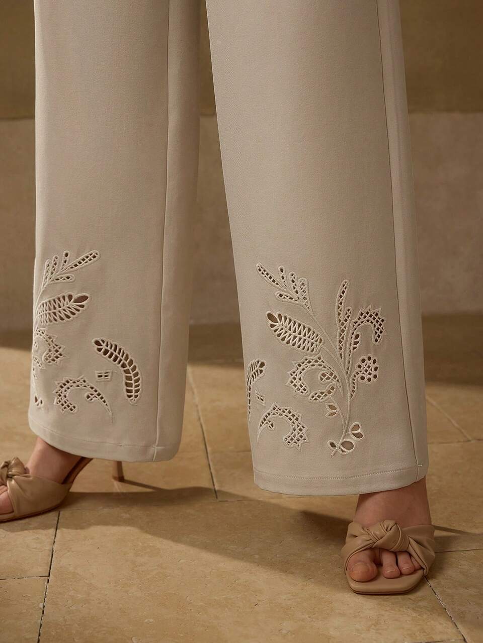 EMBROIDERY FOLD PLEATED SUIT PANTS