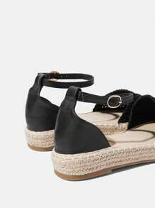 Styleloop Women's Flat Slip-On Shoes, Boho Style, Retro American, Bohemian, Western, Music Festival, Party Outfit - Black - View 5