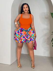 Slaydiva 2 件大码女式套装 - 紧身纯色橙色吊带上衣和宽松分层荷叶边下摆水彩印花短裤，休闲度假装 - 彩色 - 查看 4