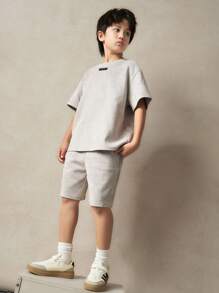 SHEIN 2pcs Tween Boys Versatile Casual Crew Neck Short Sleeve T-Shirt And Shorts Set, Suitable For Commuting, School, Everyday Leisure, Sports, Spring/Summer
