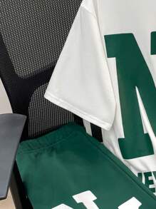 SHEIN 青少年男童休闲宽松舒适百搭印花短袖上衣和短裤套装 - 墨綠色 - 查看 6