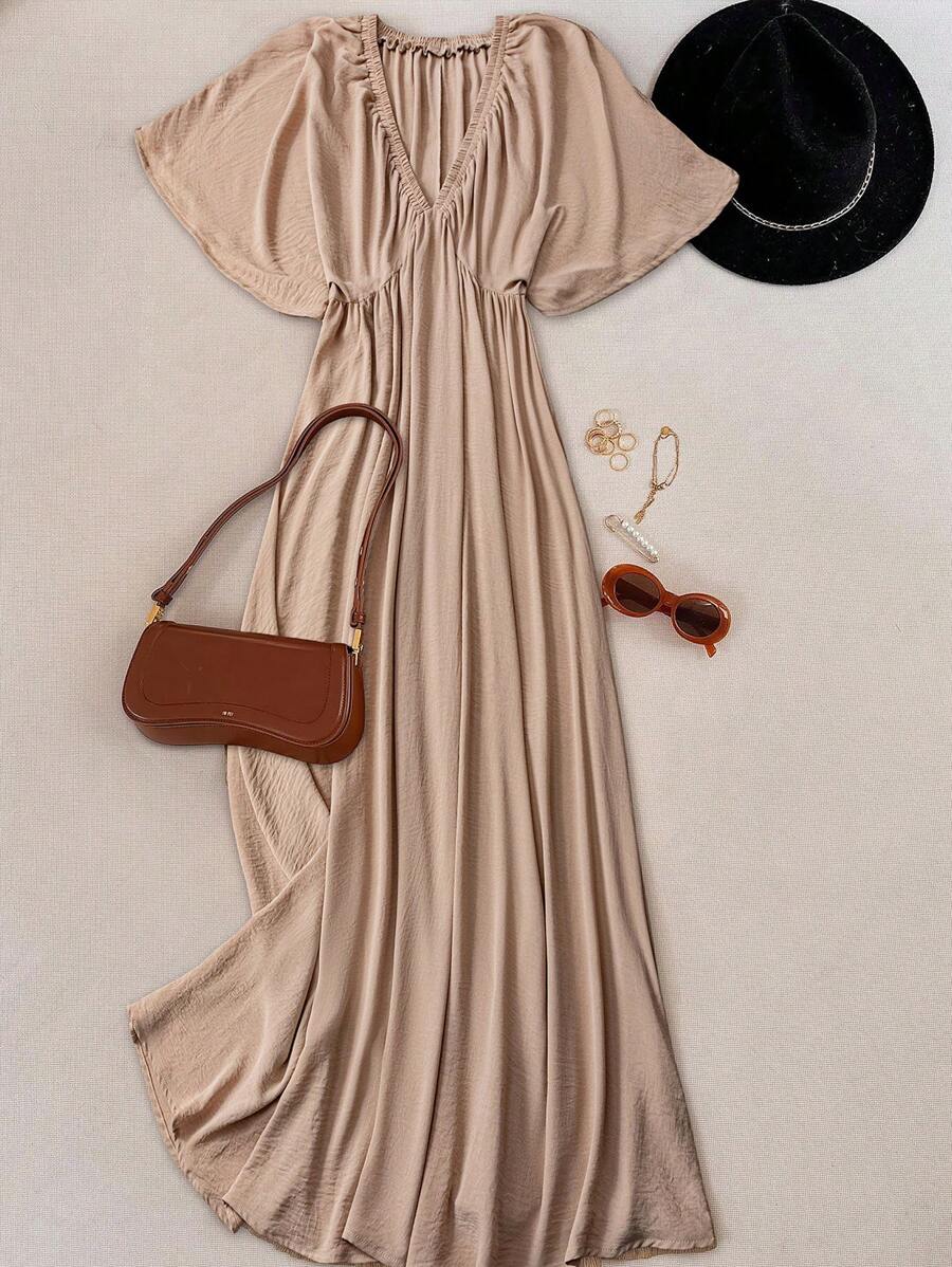SHEIN LUNE Robe ample à manches courtes fluide, grande taille, convenant pour les vacances d'été ou le port casual. Robe d'été et d'automne pour femmes - Nude - Voir 1